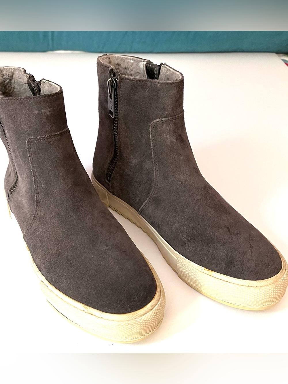 Frye Gia Lug Shearling Suede Double Zip Sneaker Boots Size 8M